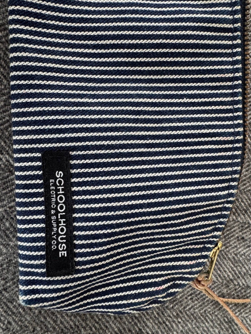 SCHOOLHOUSE COSMETIC BAG IN CUTE DENIM TICKING. - Picture 7 of 11